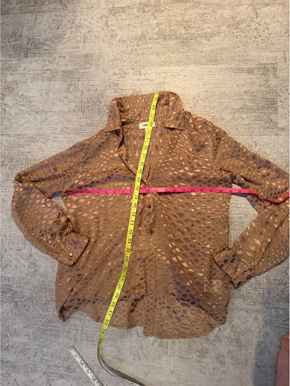 NWOT L’Agence Silk Blend Cheetah Leopard Button Down Beige Mauve XS - Picture 3 of 5